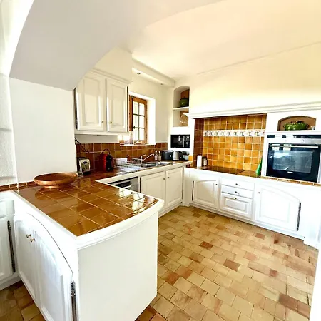 Grande Maison Provencale, Vue Mer Magnifique , Piscine, Jardin D'Oliviers - Climatisation Ete 2027 * Ollioules