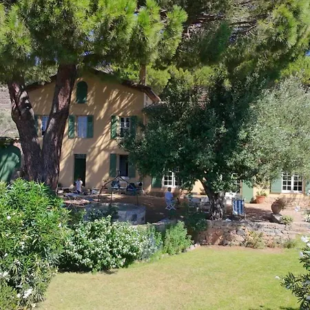 Grande Maison Provencale, Vue Mer Magnifique , Piscine, Jardin D'Oliviers - Climatisation Ete 2027 Holiday home Ollioules